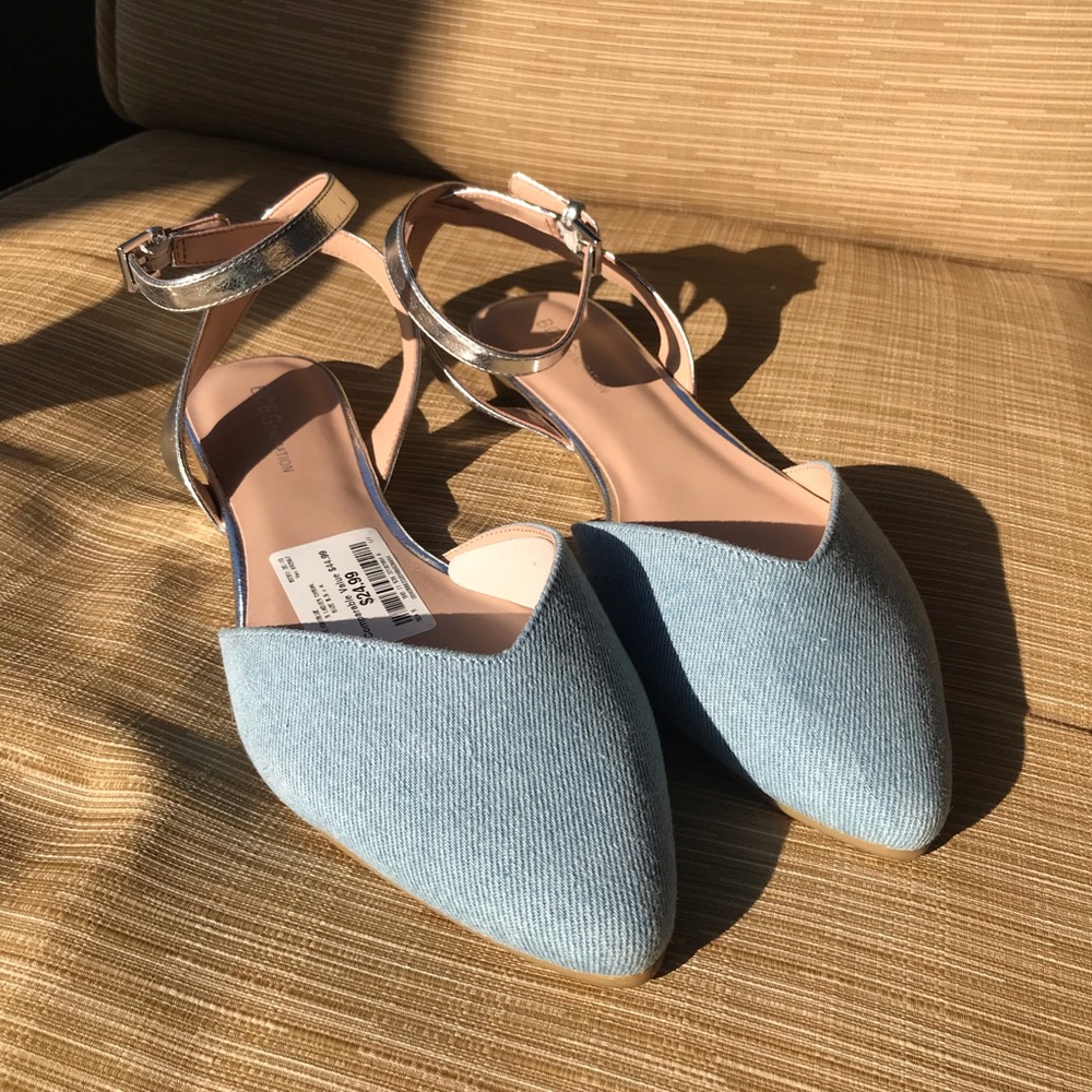 brand new strappy flats